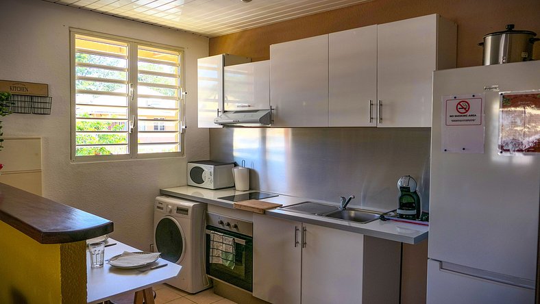 Appartement Cayenne Chic Design Élégant en Bois Tropical